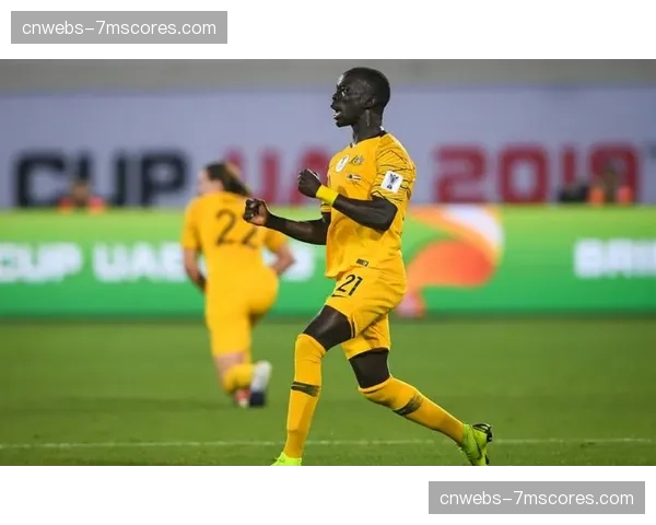 评论：点球判罚尺度引争议，是否导致球队“跳水”寻求定位球倾向上升？